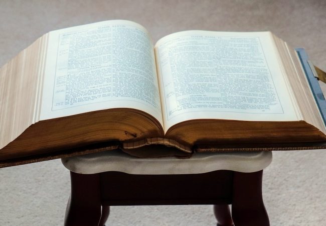 Библия в Церкви: Протестантизм